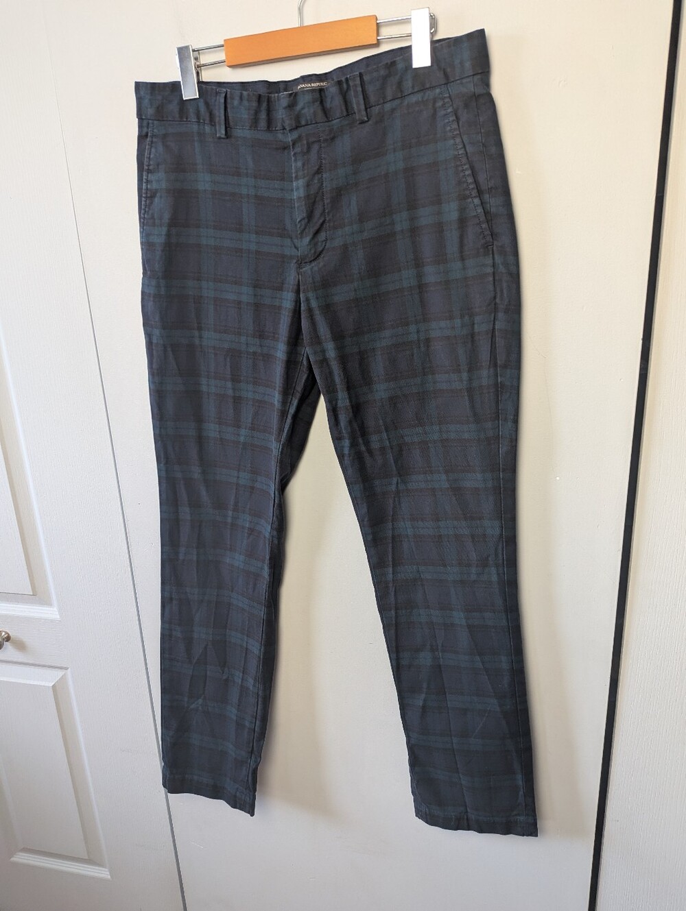 BANANA REPUBLIC Chino Aiden Plaid Men Pants 33x32 Blue Green Colors Formal